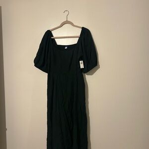NWT Old Navy Forest Green Smocked Dress